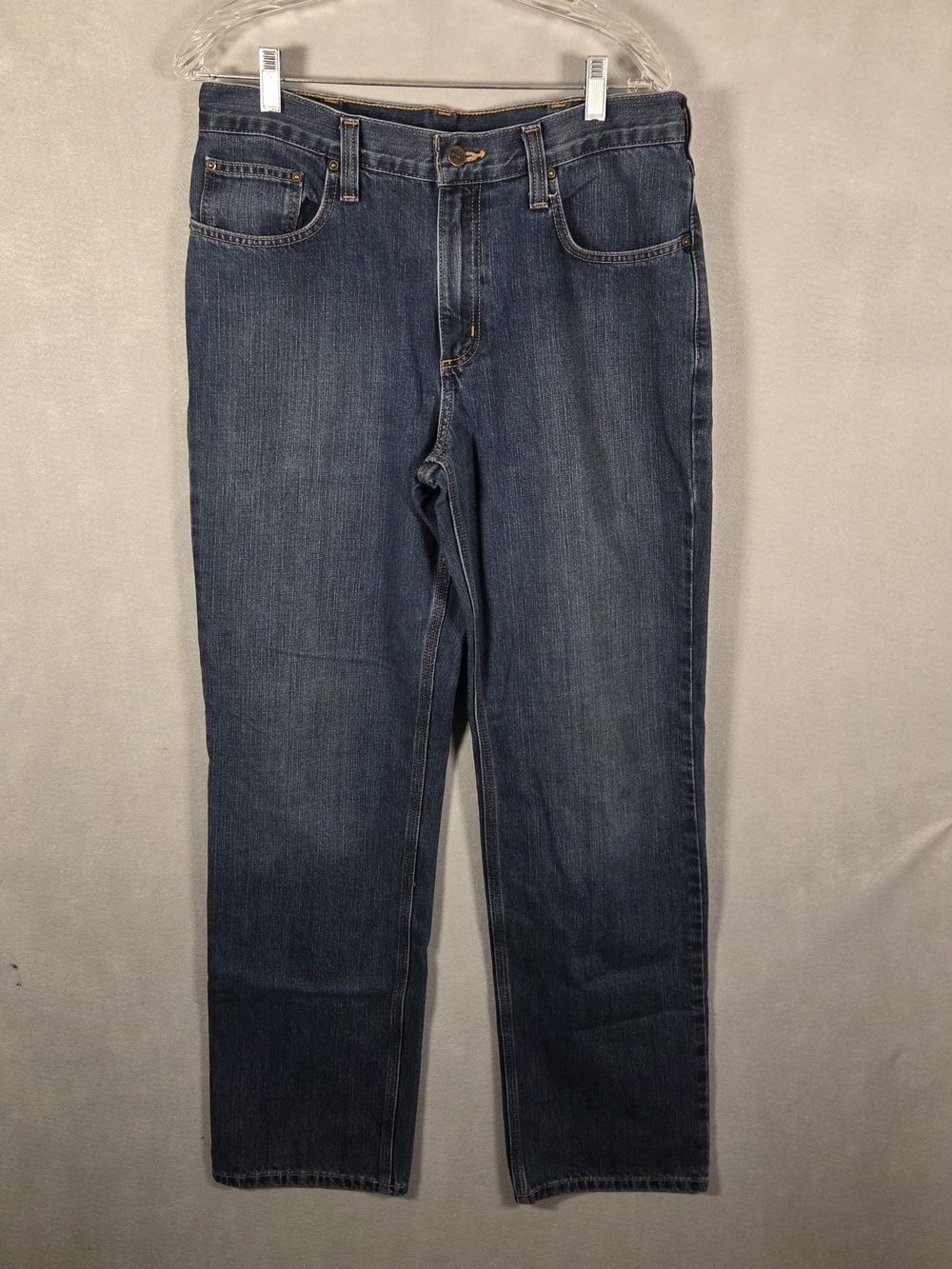 Carhartt Men's Loose Fit Utility Jeans. (O493)